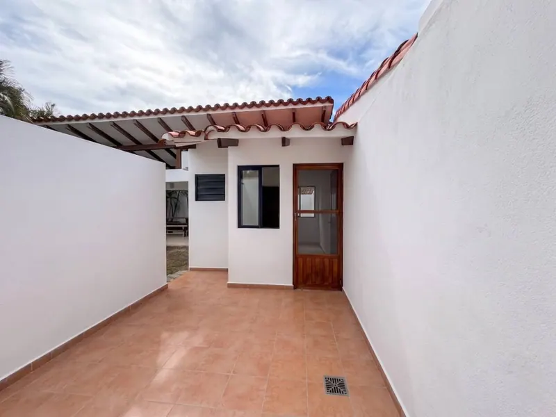 3-bedroom house for sale in the Los Mangos gated community, Av. Banzer: foto 17 de 27