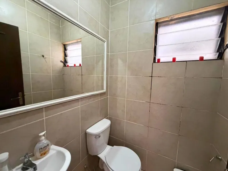 3-bedroom house for sale in the Los Mangos gated community, Av. Banzer: foto 19 de 27