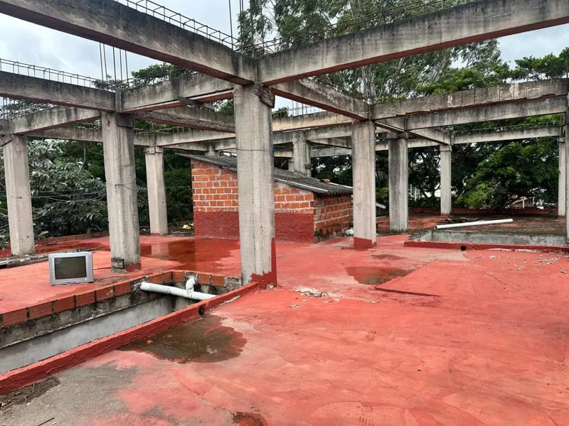Edificio de 4 departamentos en venta en la Zona Este, 301,99 m²: foto 8 de 9