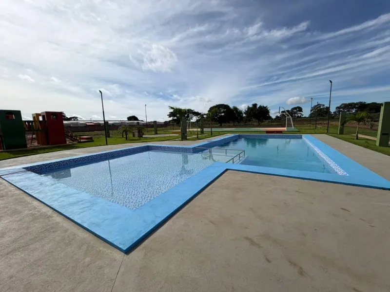 3-bedroom house for rent in the Ciudad del Este gated community: foto 1 de 10