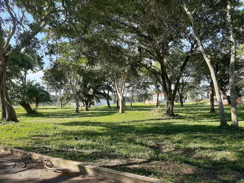 240 m² lot for sale in the Los Olivos development, North Zone: foto 1 de 9