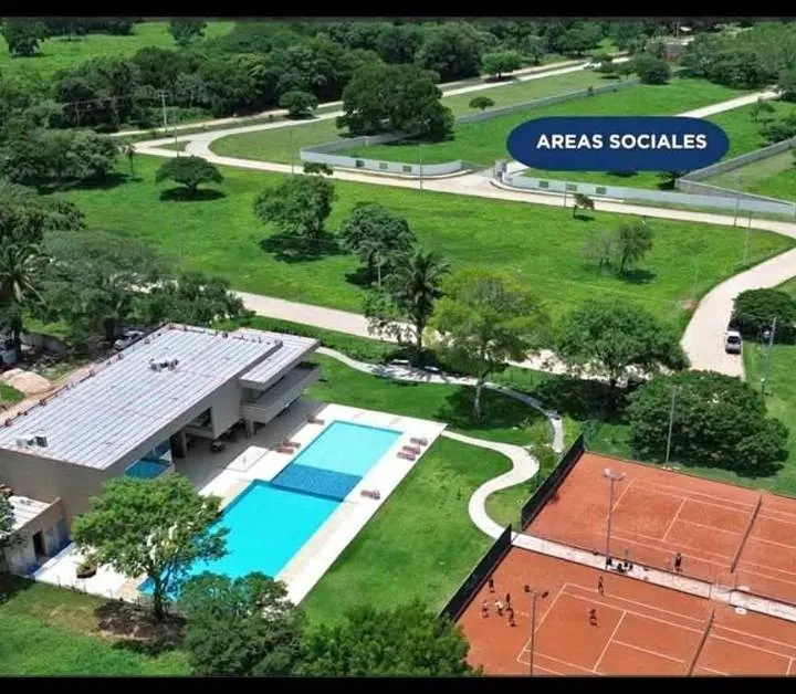 240 m² lot for sale in the Los Olivos development, North Zone: foto 4 de 9