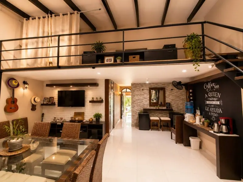 Casa con departamento independiente en venta en el barrio Cordecruz: foto 2 de 5