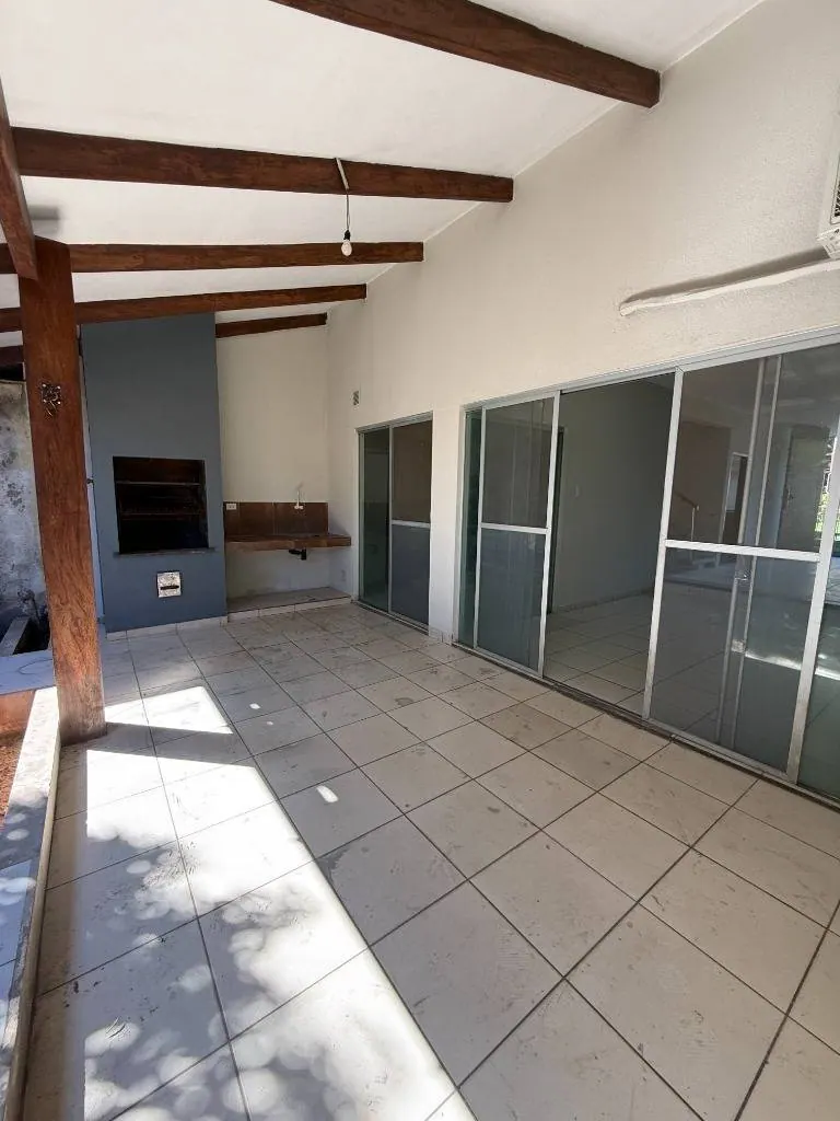 Casa de 3 dormitorios en venta a una cuadra de la Doble Vía La Guardia: foto 5 de 14