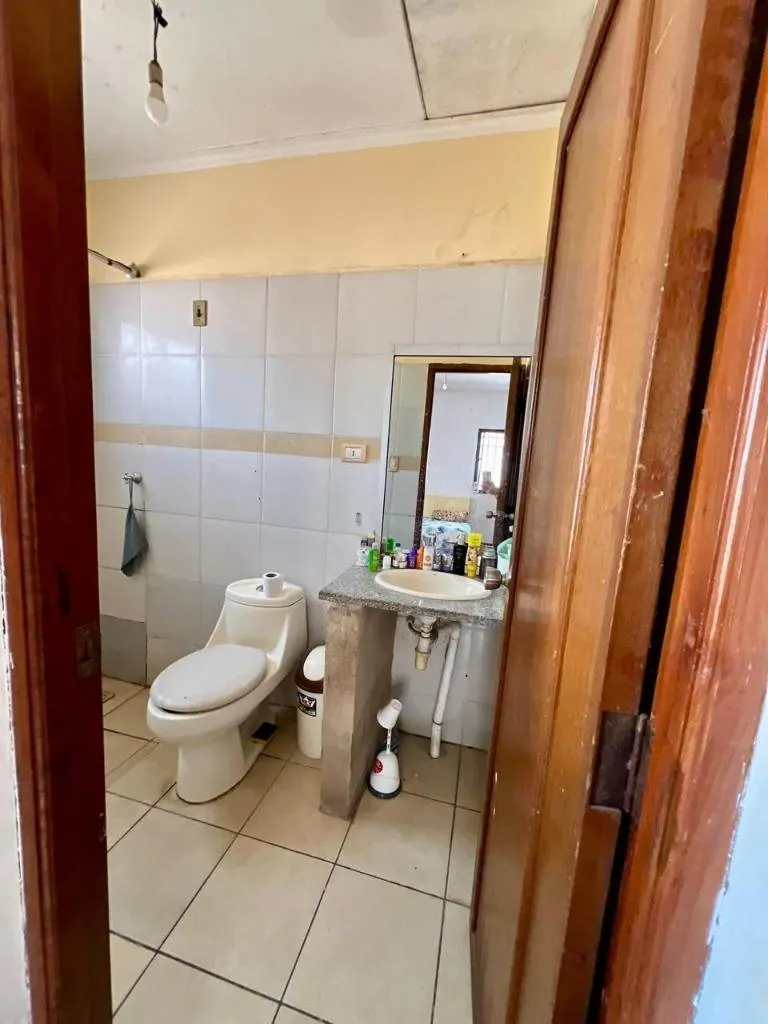 Casa con departamento independiente en venta en Las Palmitas: foto 7 de 10