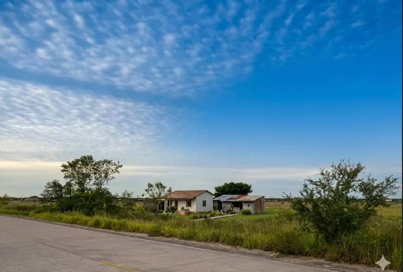 Terreno de 31.092 m² en venta sobre carretera a Porongo, Urubó: foto 3 de 4
