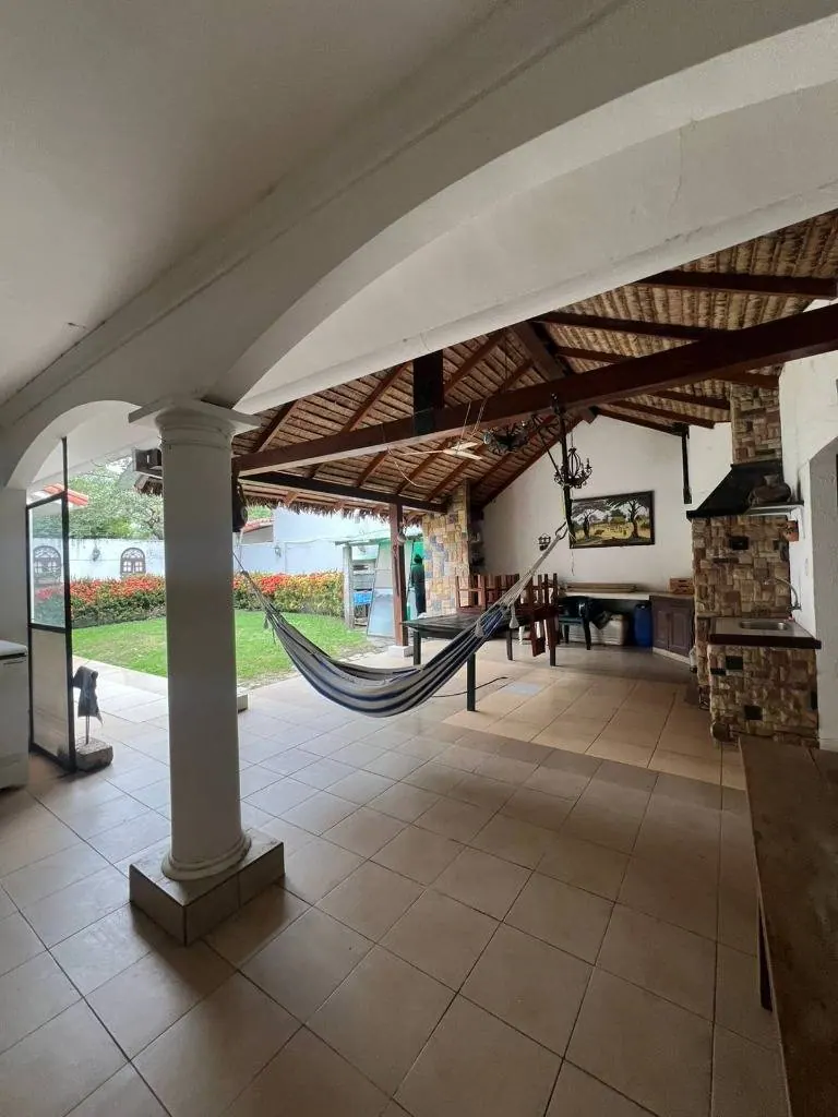 4-bedroom house for sale in the Vittoria gated community, West Zone: foto 9 de 13