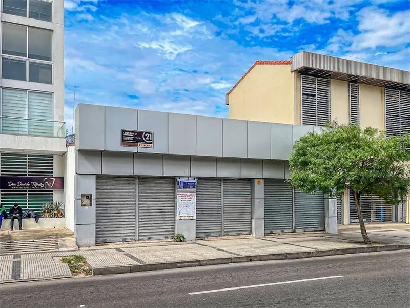 Terreno de 279,81 m² en venta sobre la Av. Argamosa, primer anillo: foto 1 de 11