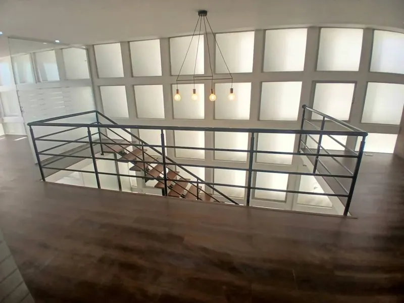 Oficina de 180 m² en alquiler en el edificio Cubo I, Equipetrol: foto 10 de 10