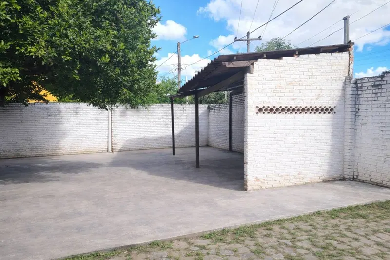 Casa de 4 dormitorios en venta en el Plan 3000, 265 m² de terreno: foto 4 de 8