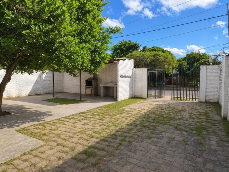 Casa de 4 dormitorios en venta en el Plan 3000, 265 m² de terreno: foto 5 de 8