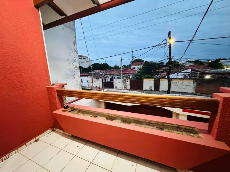 Casa de 4 dormitorios en venta en la Zona Norte, 5to anillo: foto 10 de 11