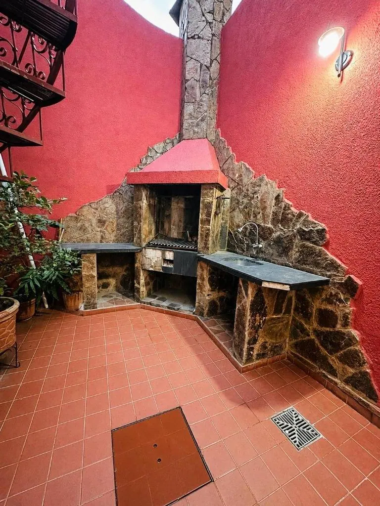 Casa de 4 dormitorios en venta en la Zona Norte, 5to anillo: foto 11 de 11
