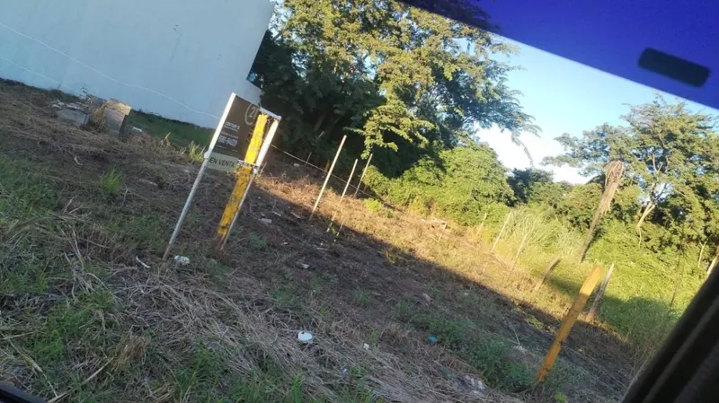 188 m² lot for sale in the North Zone, near the Mainter entrance: foto 1 de 2