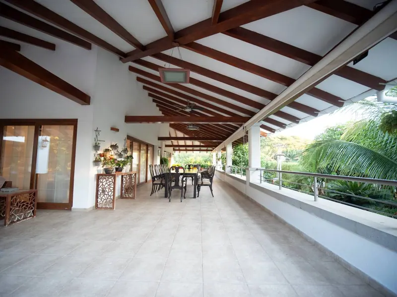 4-bedroom house for sale in a gated community in Urubó, with pool: foto 5 de 28