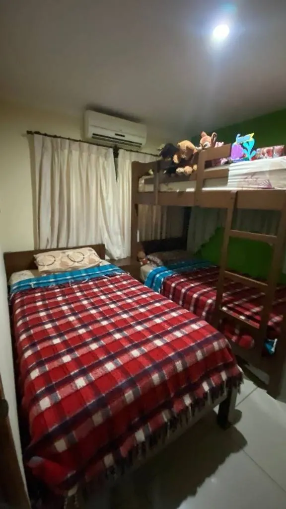 Casa con piscina en venta en el condominio Laguna Azul, La Guardia: foto 10 de 25