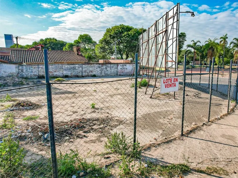 Corner lot for sale on Canal Isuto, 4th ring: foto 8 de 9