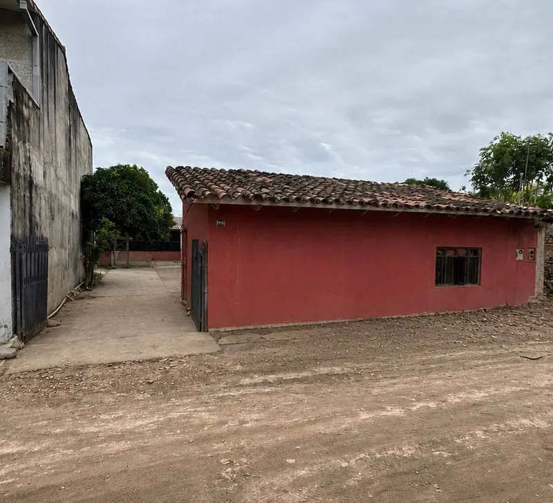 Casa de 7 dormitorios en venta en la Zona Sur, 420 m² de terreno: foto 1 de 6