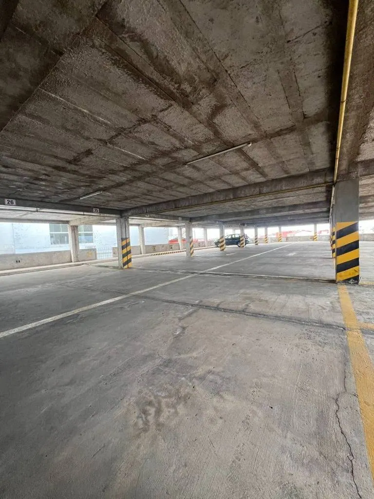 576 m² warehouse for rent downtown: foto 8 de 11