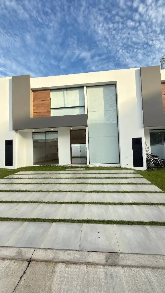3-bedroom house for sale in the Turmalina VI gated community, Urubó: foto 1 de 19