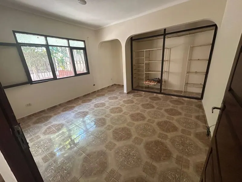 7-bedroom house for sale on Av. Alemana, North Zone: foto 10 de 16