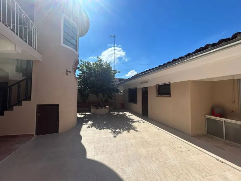7-bedroom house for sale on Av. Alemana, North Zone: foto 14 de 16