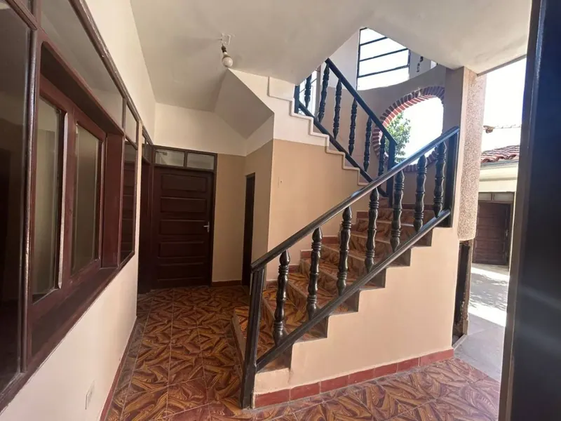 7-bedroom house for sale on Av. Alemana, North Zone: foto 15 de 16