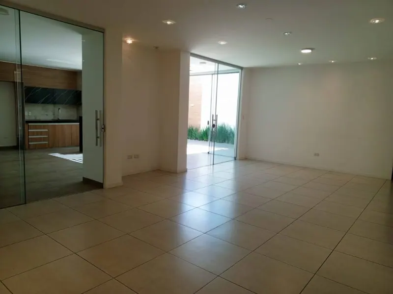 5-bedroom house for sale in the Villa de las Mercedes gated community: foto 9 de 30