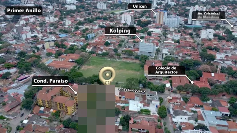 Casa con 3 departamentos y 3 tiendas en venta en la zona Kolping: foto 4 de 5