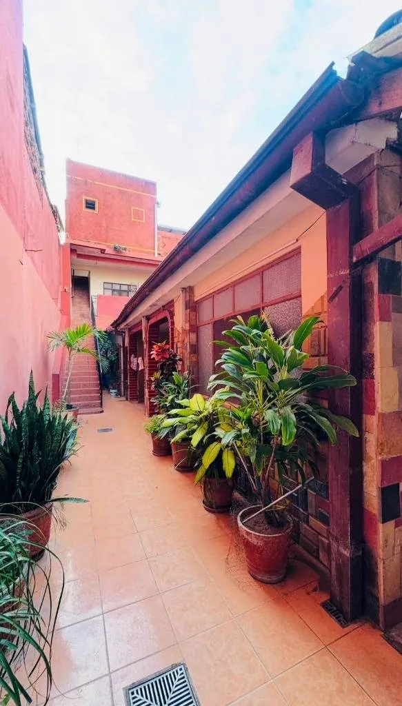 Casa de uso comercial en venta en La Ramada, a 20 m de la Cañoto