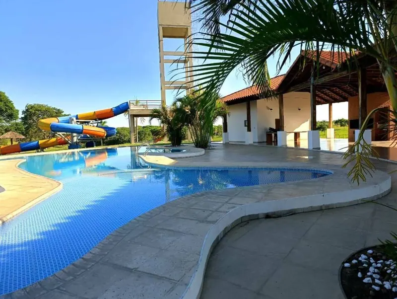Terreno de 400 m² en venta en el complejo campestre Urubó 2: foto 5 de 5