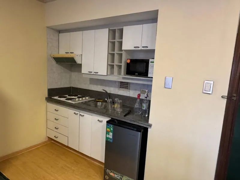 Departamento amoblado de 1 dormitorio en anticrético en Equipetrol: foto 3 de 16