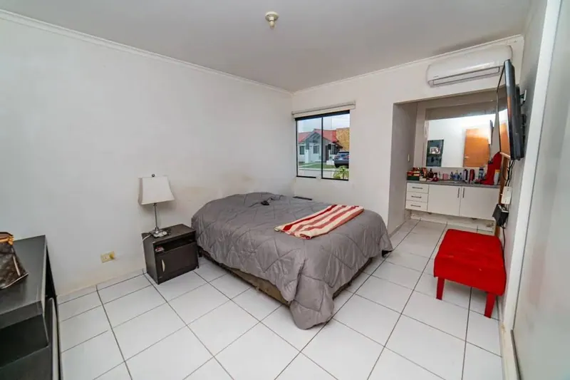 Casa de 3 dormitorios en venta en el condominio La Fontana Riviera I: foto 9 de 10