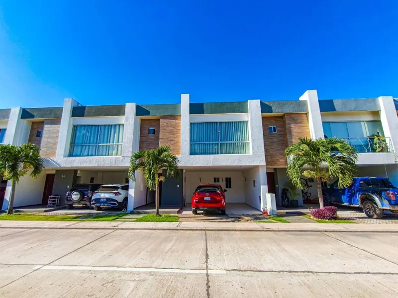 3-bedroom house for sale in Jardines del Norte V, North Zone: foto 1 de 25