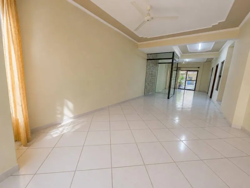 Casa de 4 dormitorios en venta en la Radial 27, Zona Norte: foto 2 de 10