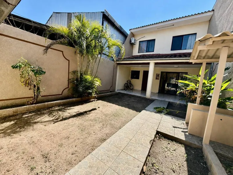Casa de 4 dormitorios en venta en la Radial 27, Zona Norte: foto 6 de 10