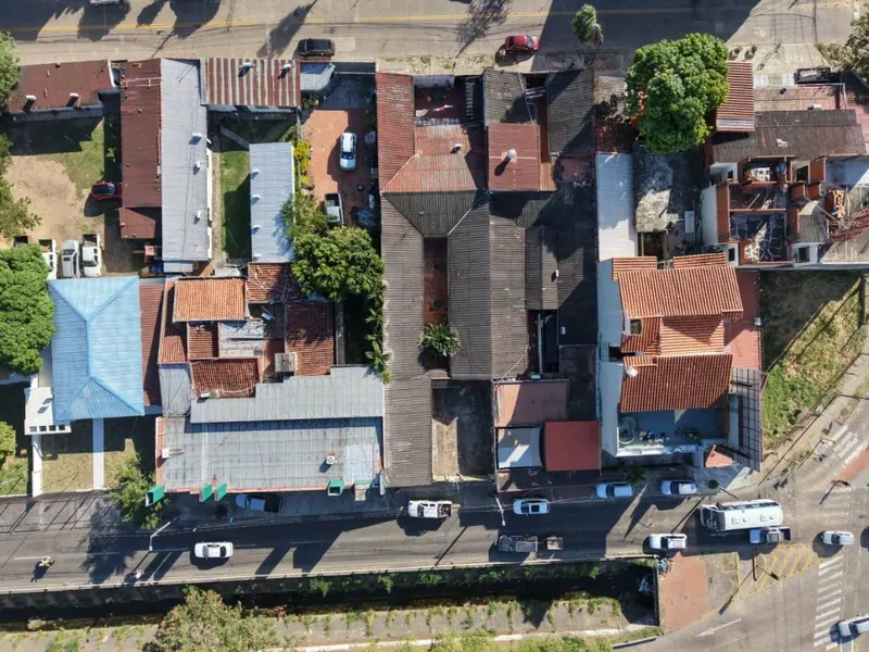 Terreno comercial de 406,86 m² en venta sobre el 2do anillo