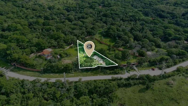 2,589.68 m² lot for sale in Urubó, Villa Bonita: foto 1 de 7