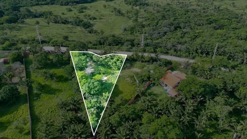 2,589.68 m² lot for sale in Urubó, Villa Bonita: foto 6 de 7