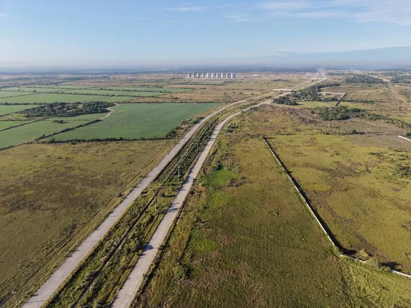 33,805.46 m² lot for sale on the Santa Cruz–Warnes dual carriageway: foto 6 de 11