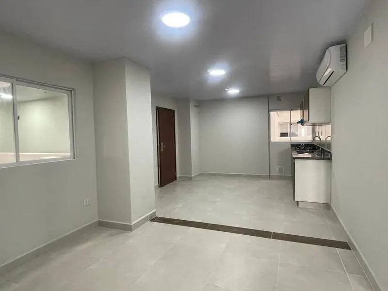 Departamento de 3 dormitorios en suite en venta sobre la Av. Banzer: foto 2 de 12