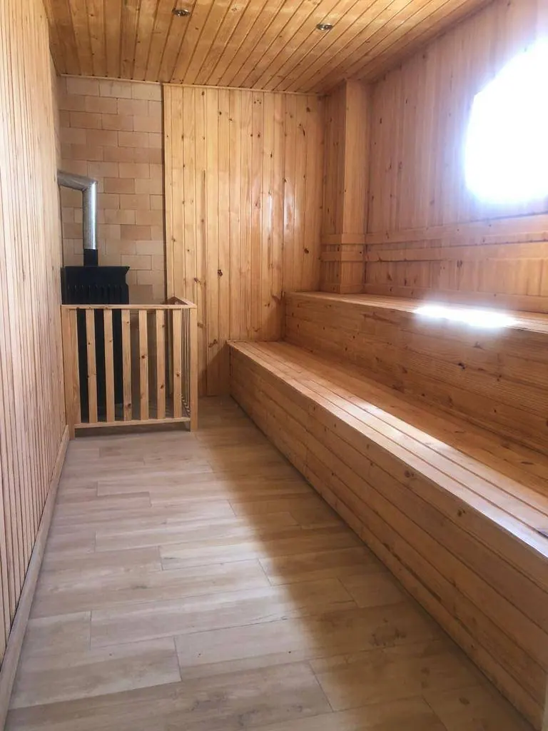 Departamento de 3 dormitorios en suite en venta sobre la Av. Banzer: foto 9 de 12