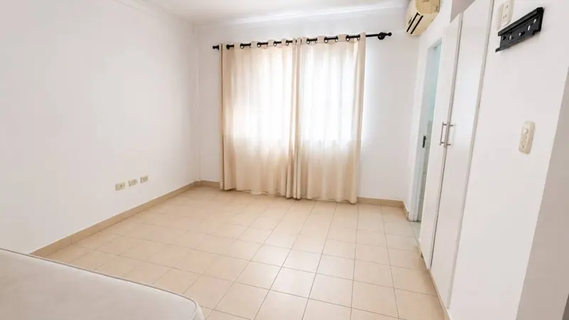 Edificio de 24 departamentos en venta en la Av. Busch, Zona Oeste: foto 7 de 14