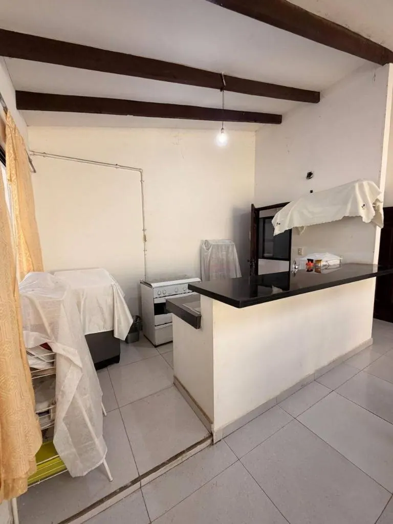 Casa comercial con departamento independiente en venta en la Zona Este: foto 5 de 16