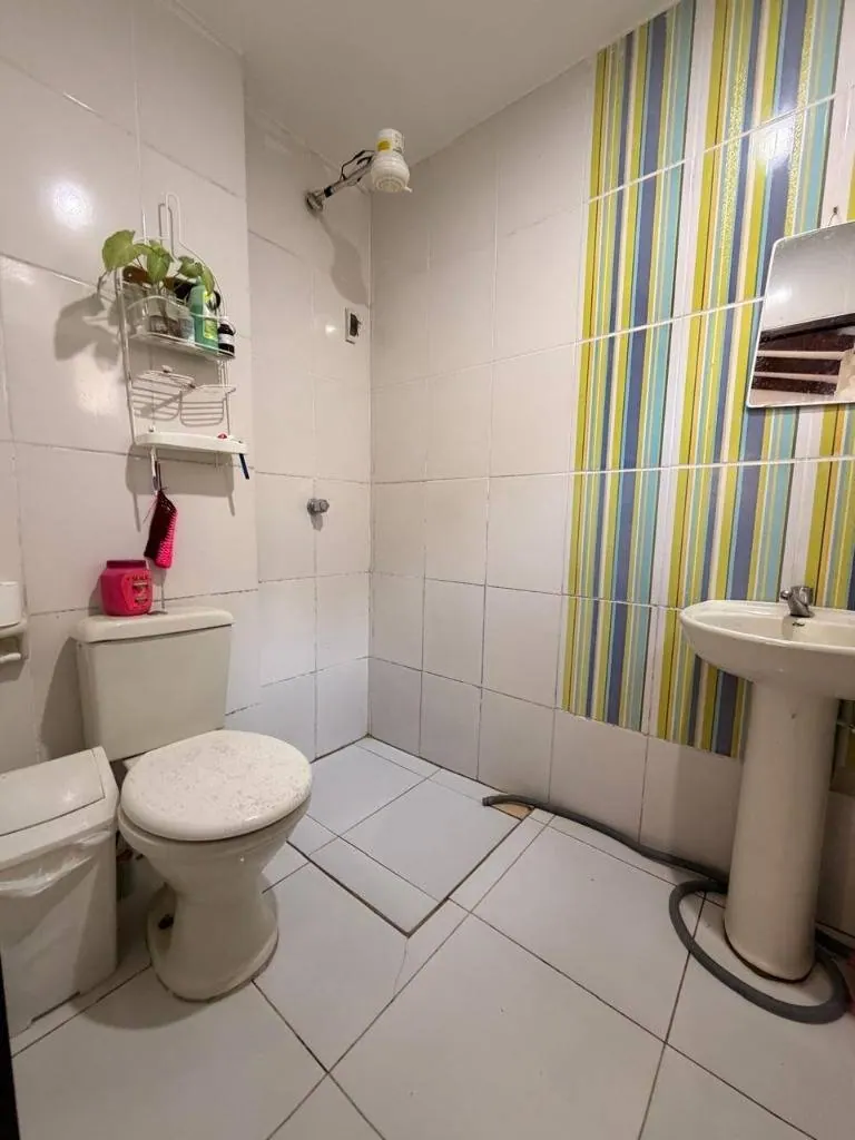 Casa comercial con departamento independiente en venta en la Zona Este: foto 9 de 16