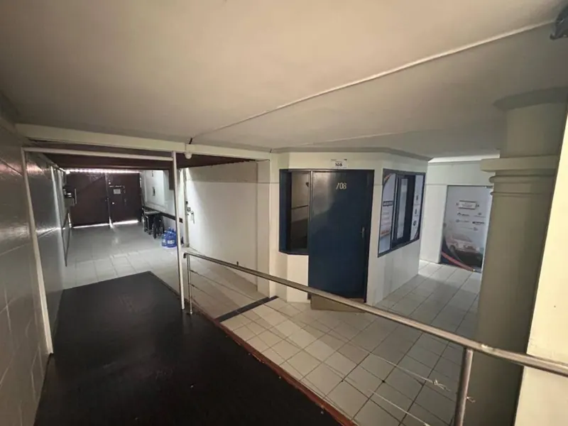 Local comercial de 1.512,26 m² en venta en el Centro: foto 15 de 31