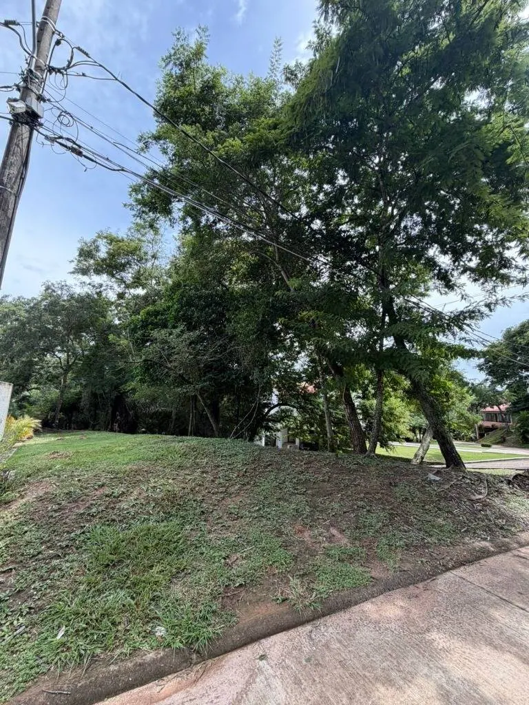 Terreno de 756,68 m² en venta en el condominio Urubó Green: foto 3 de 6