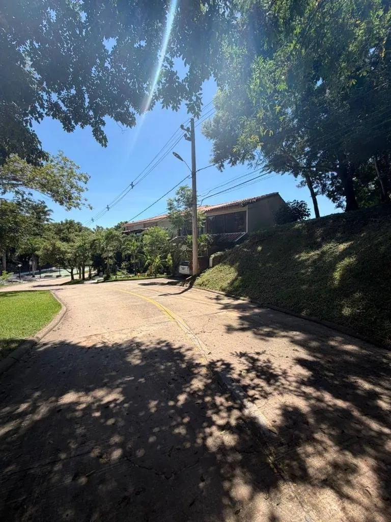 Terreno de 756,68 m² en venta en el condominio Urubó Green: foto 4 de 6