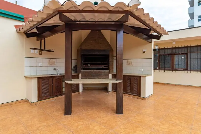 Casa de 5 dormitorios en venta en la zona Las Américas, 2do anillo: foto 17 de 27