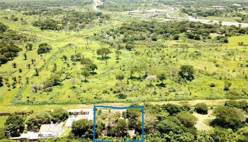 2,500 m² lot for sale on Avenida G77, North Zone: foto 5 de 8